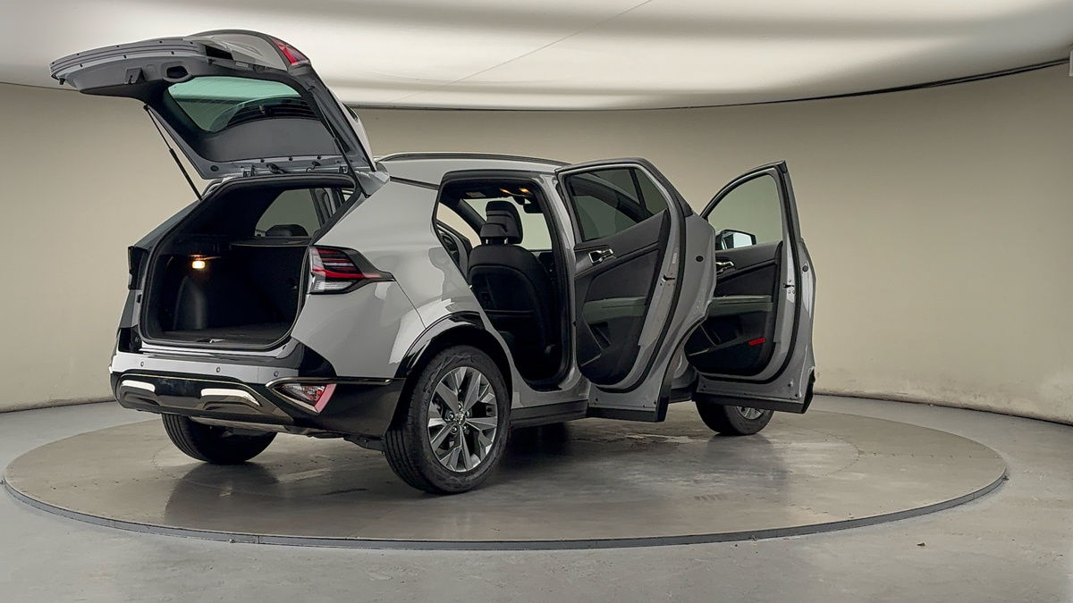 More views of Kia Sportage