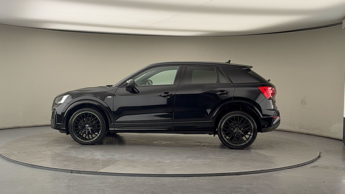 More views of Audi Q2