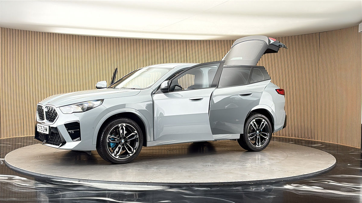 More views of BMW X2