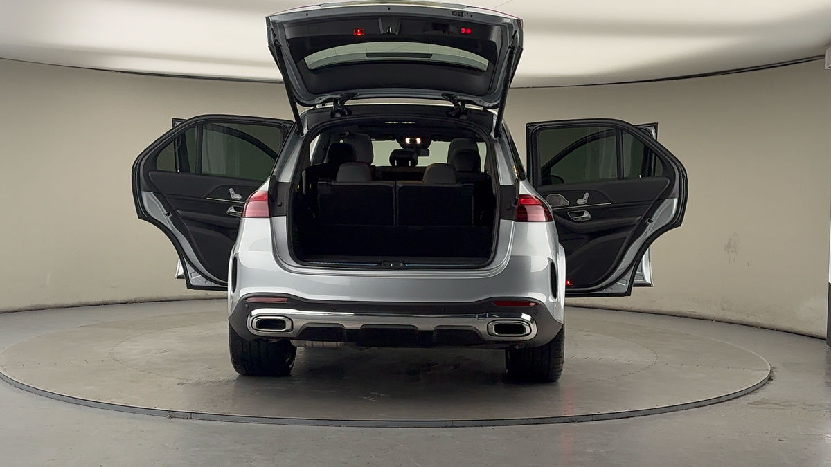 More views of Mercedes-Benz GLE