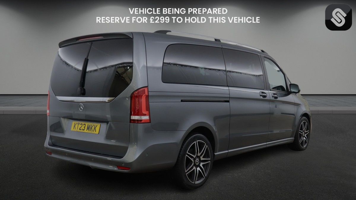 Mercedes-Benz V Class Image 4