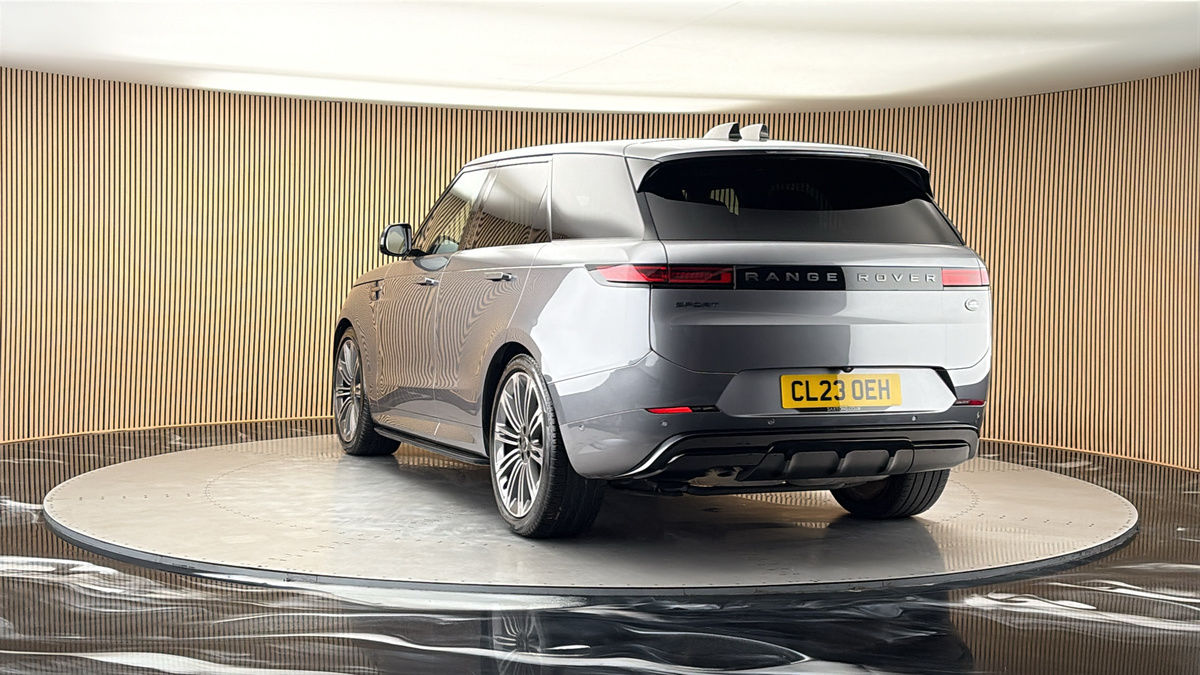 More views of Land Rover Range Rover Sport
