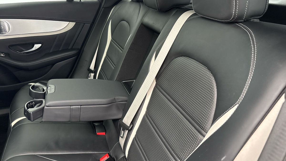 Mercedes-Benz GLC Image 9