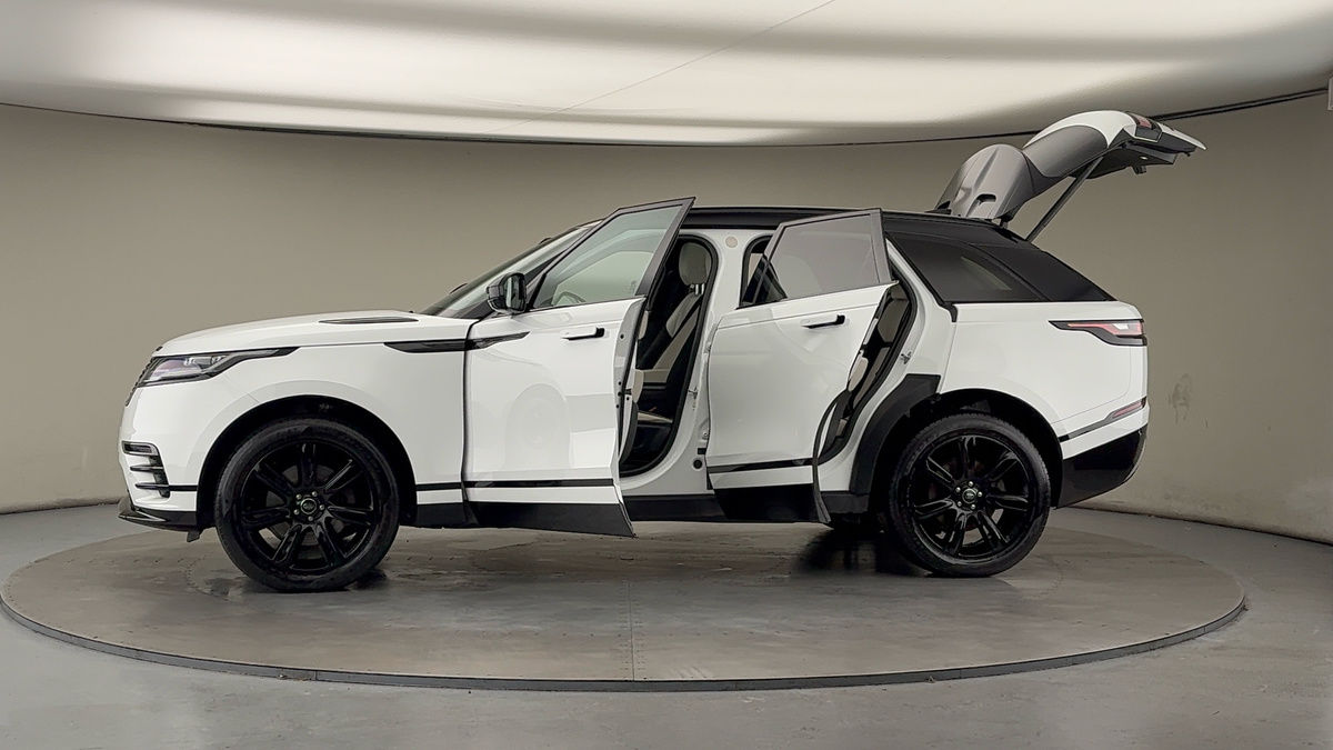 More views of Land Rover Range Rover Velar