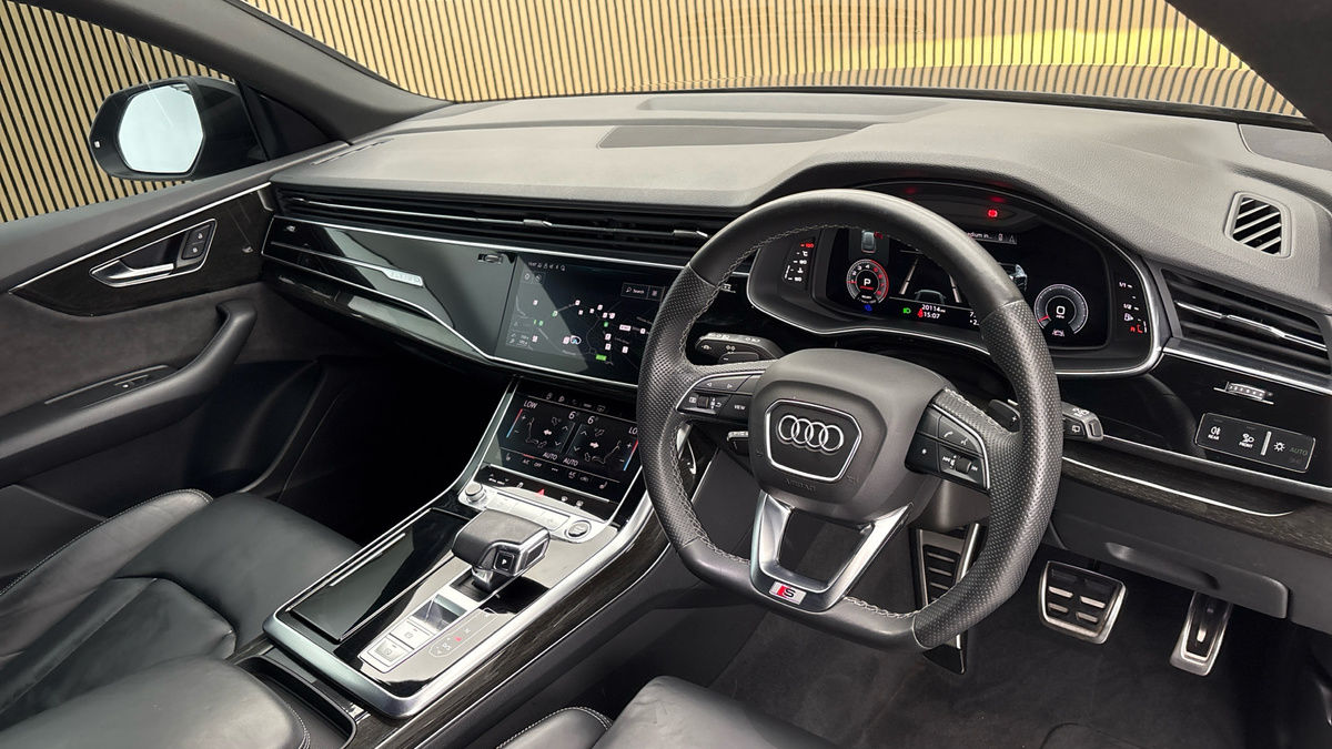 Audi Q8 Image 5