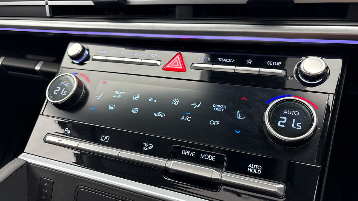 Hyundai Santa Fe Image 30