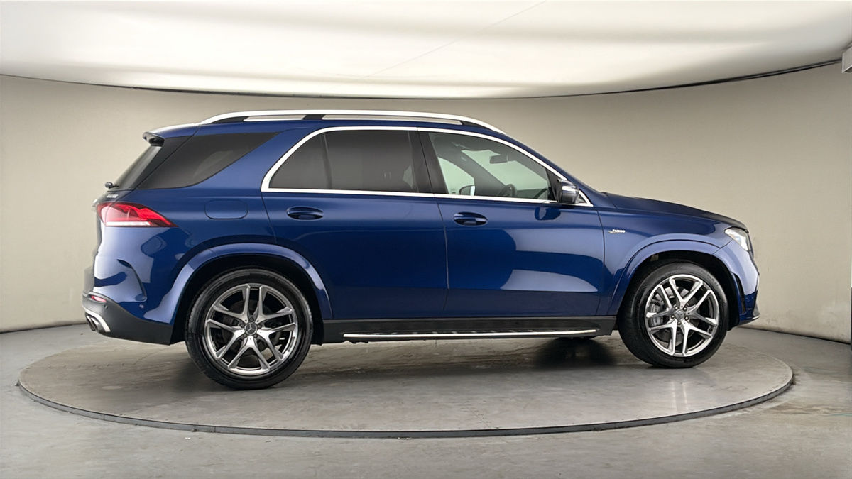 More views of Mercedes-Benz GLE