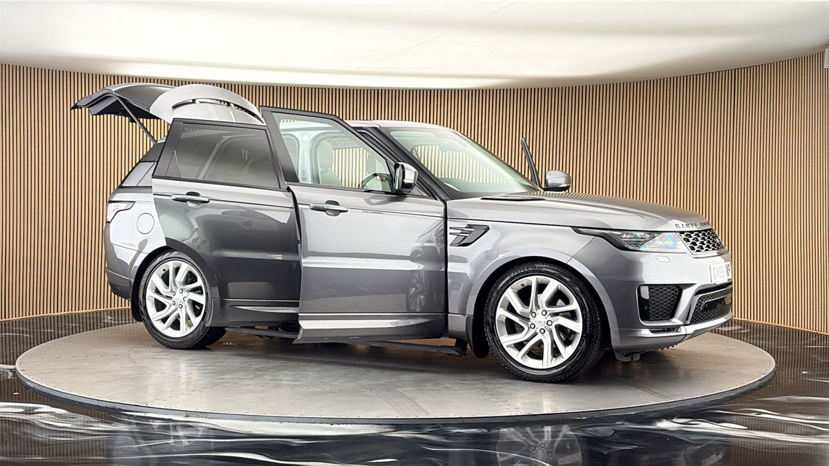 More views of Land Rover Range Rover Sport