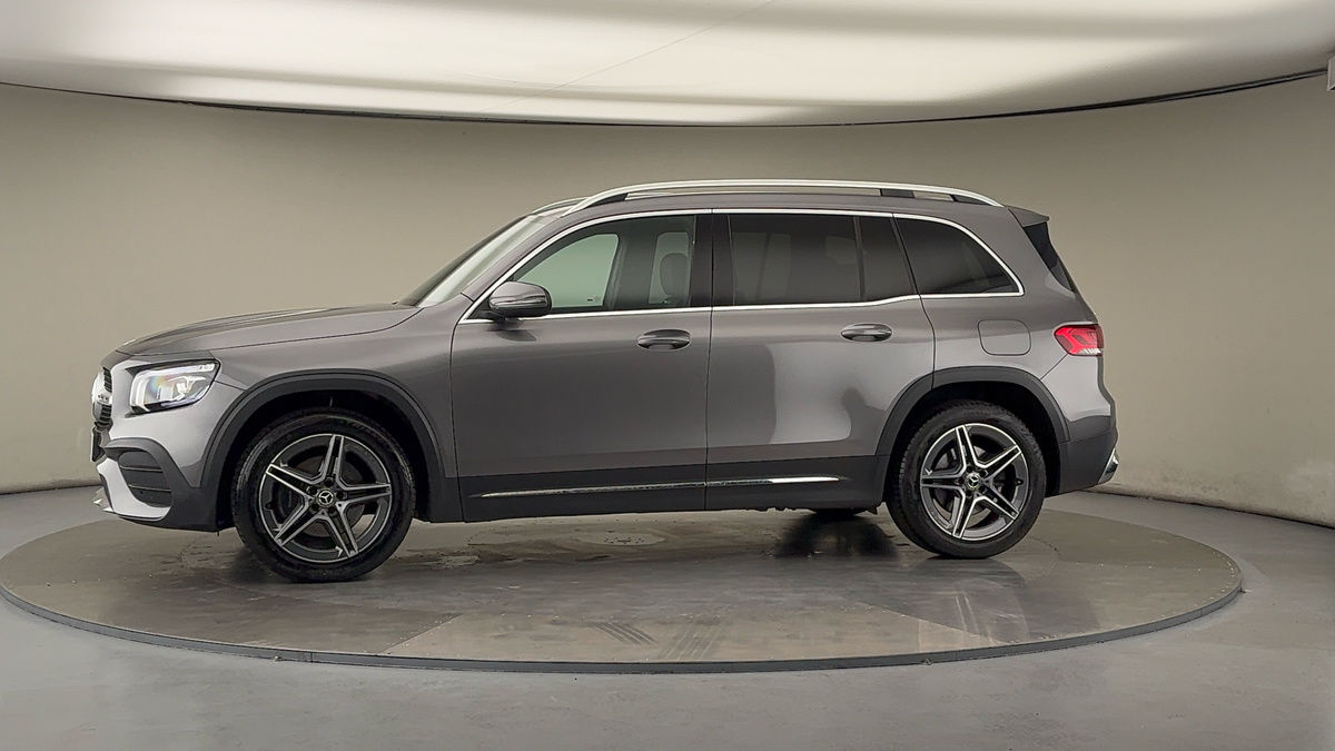 More views of Mercedes-Benz GLB