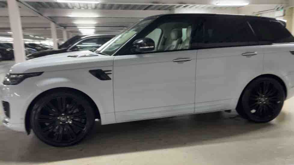 More views of Land Rover Range Rover Sport
