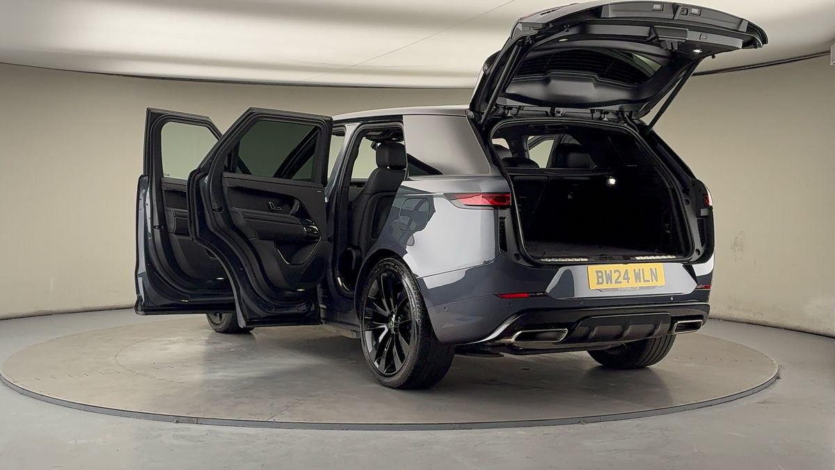 Land Rover Range Rover Sport Image 23