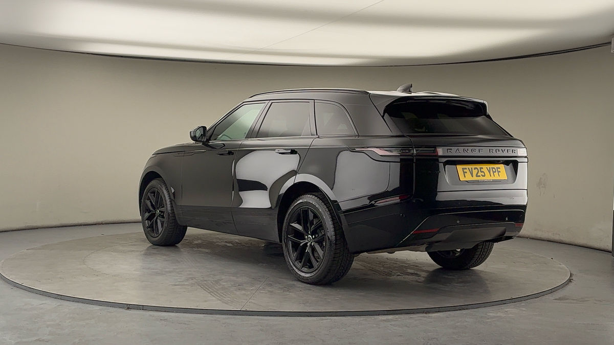 Land Rover Range Rover Velar Image 2