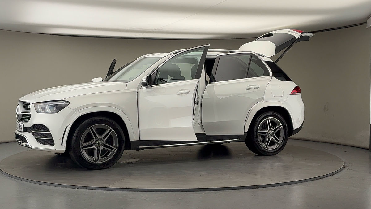 More views of Mercedes-Benz GLE