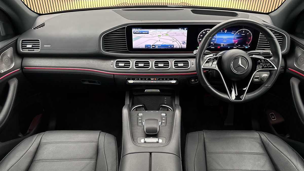 Mercedes-Benz GLE Image 12