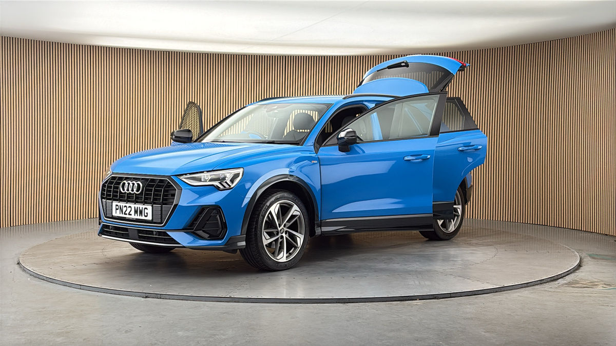 Audi Q3 Image 22