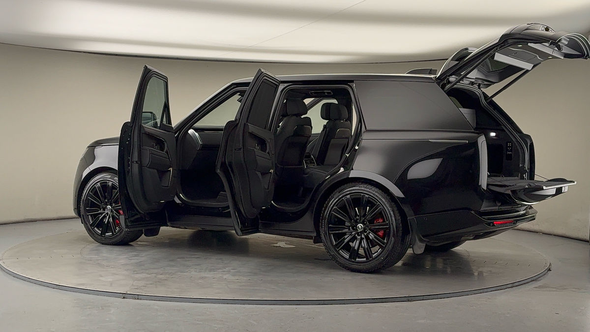 More views of Land Rover Range Rover