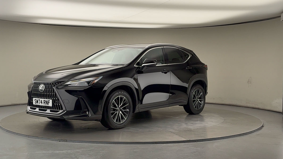 Lexus NX Image 20