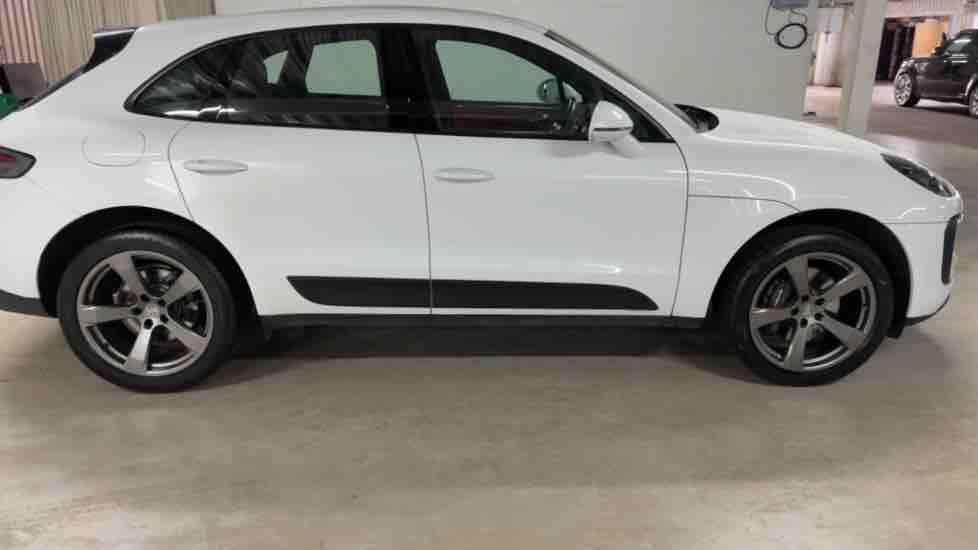More views of Porsche Macan