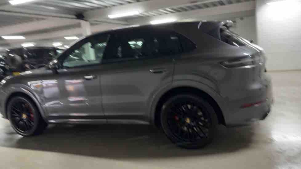 More views of Porsche Cayenne