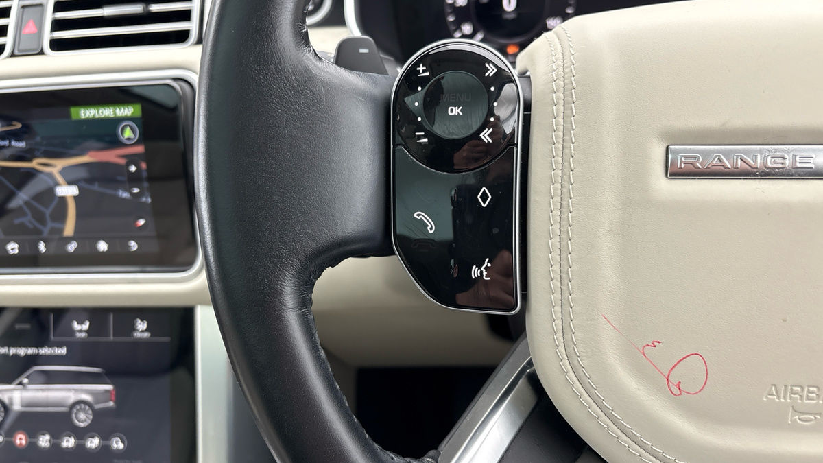 Land Rover Range Rover Image 13