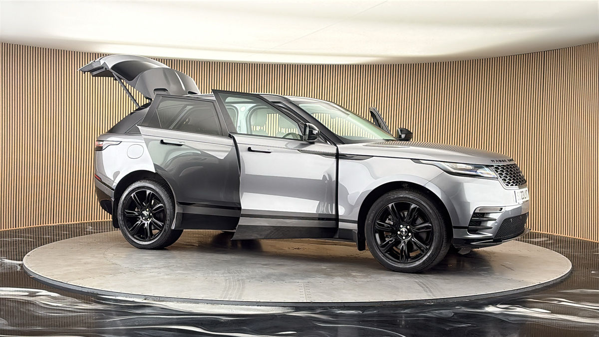 More views of Land Rover Range Rover Velar
