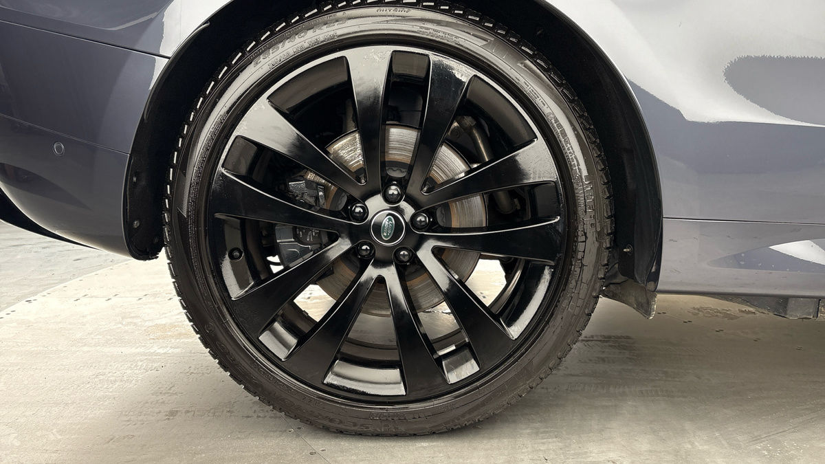 Land Rover Range Rover Sport Image 10