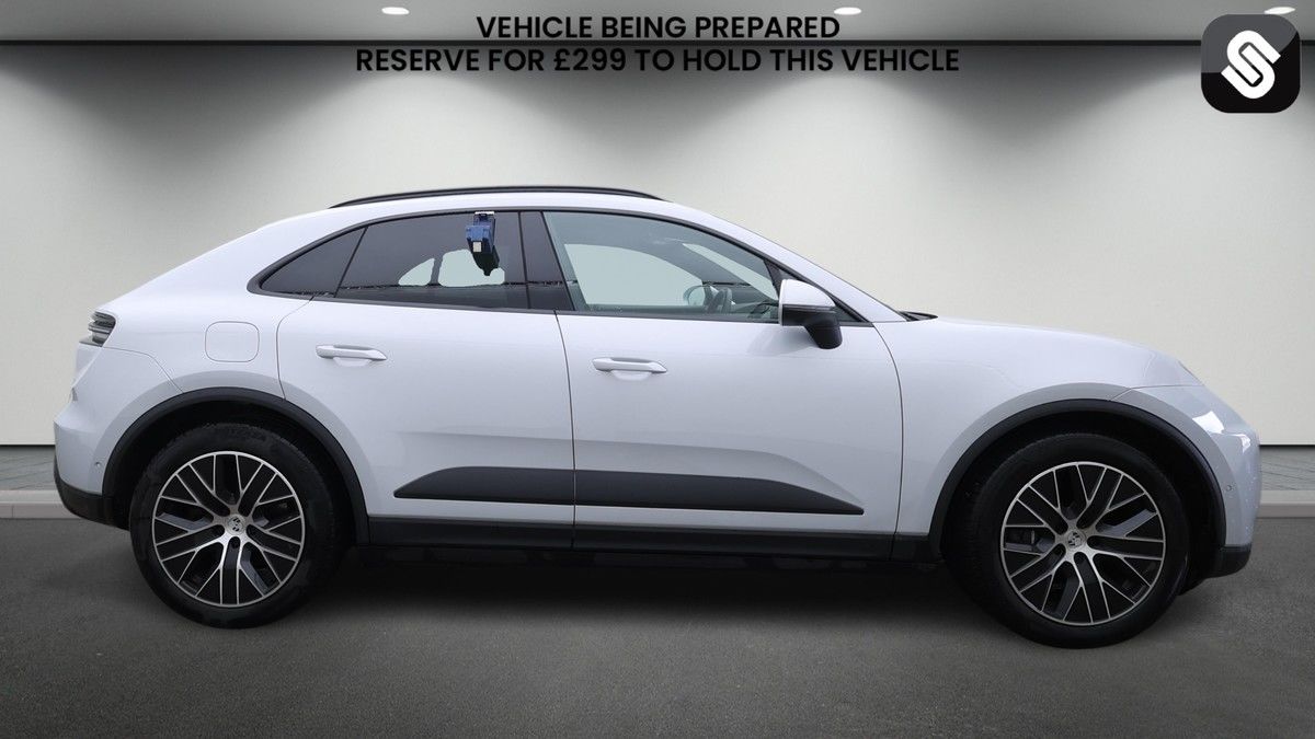 Porsche Macan Image 5