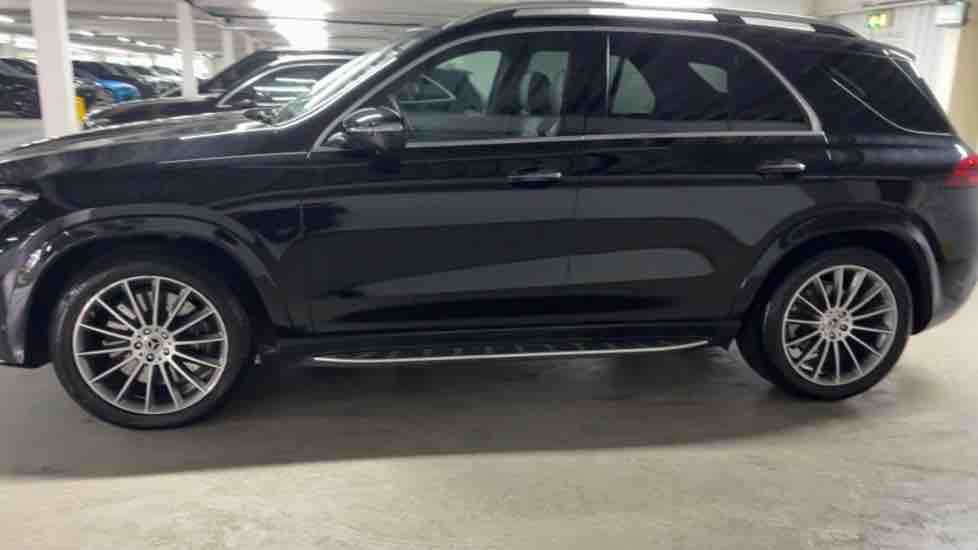 More views of Mercedes-Benz GLE