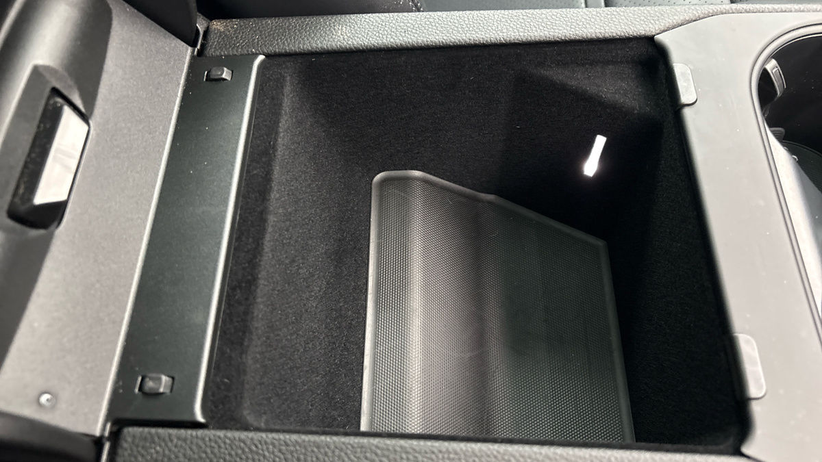 Porsche Cayenne Image 33