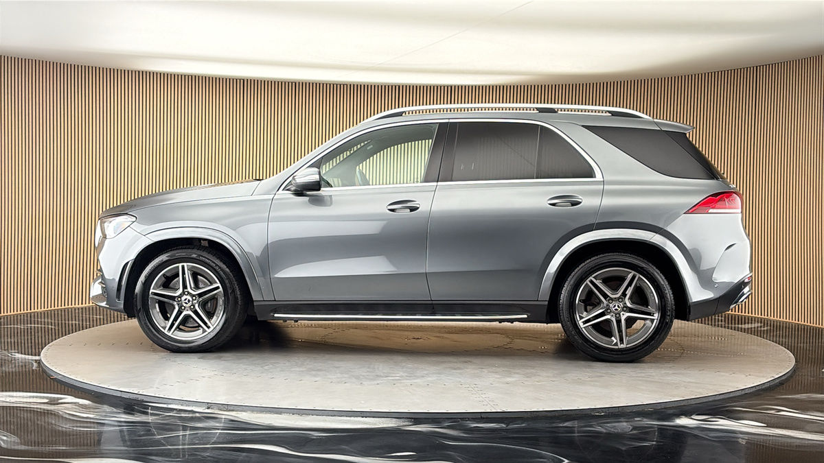 More views of Mercedes-Benz GLE