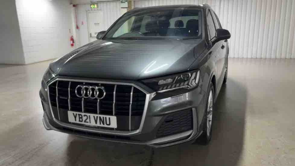 More views of Audi Q7