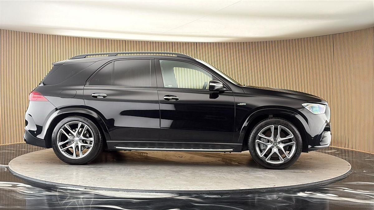 More views of Mercedes-Benz GLE