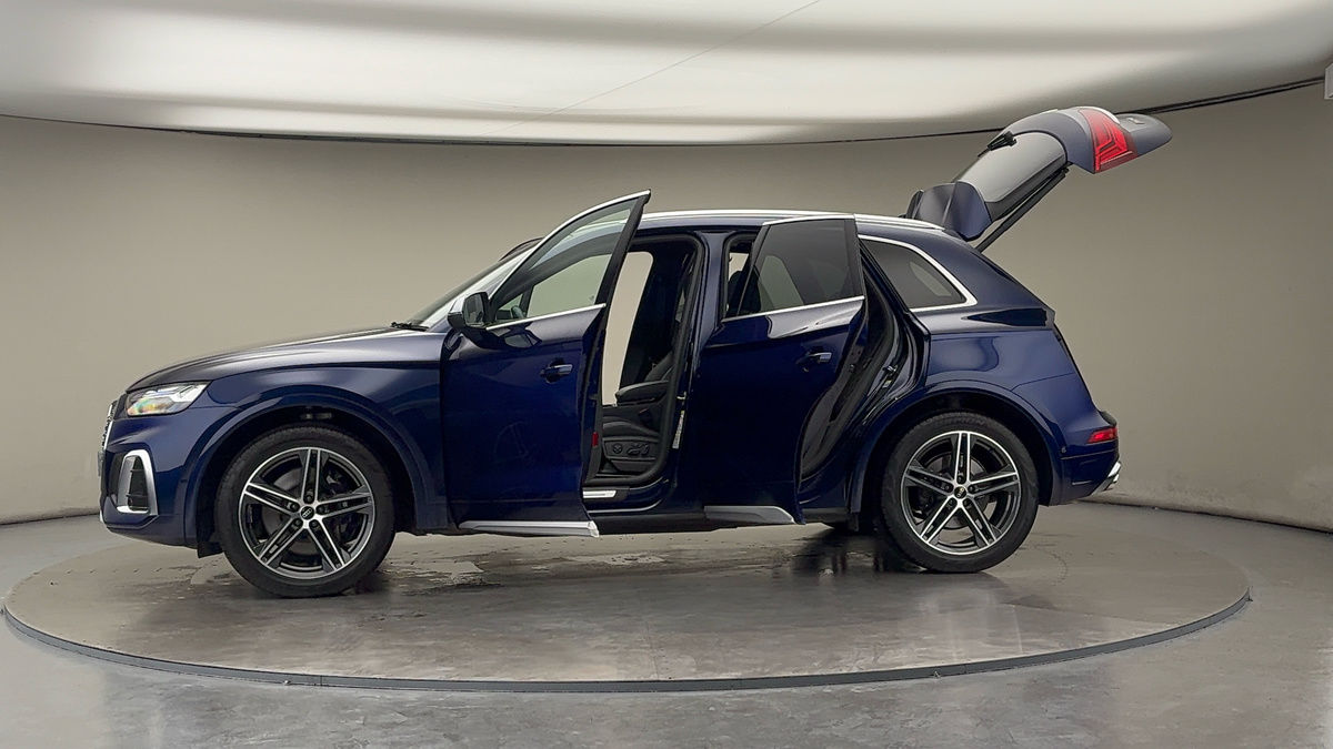 More views of Audi SQ5