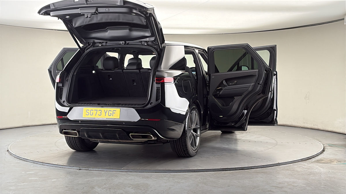 More views of Land Rover Range Rover Sport