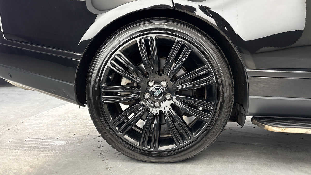 Land Rover Range Rover Image 10