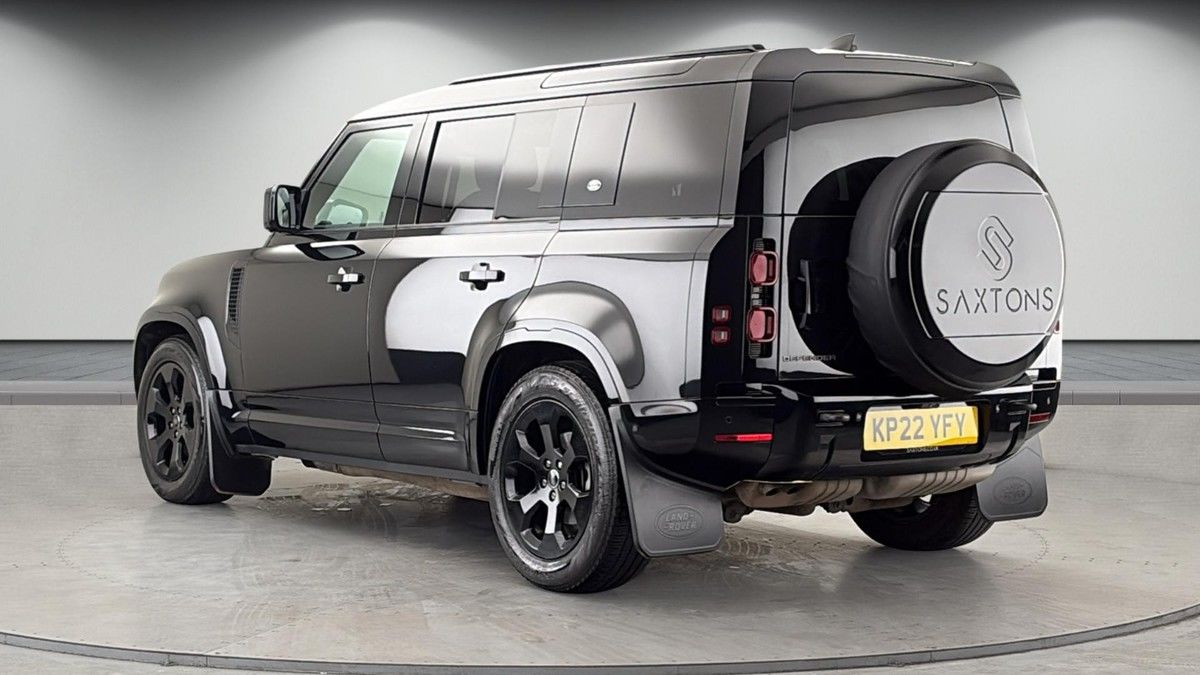 Land Rover Defender 110 Image 2