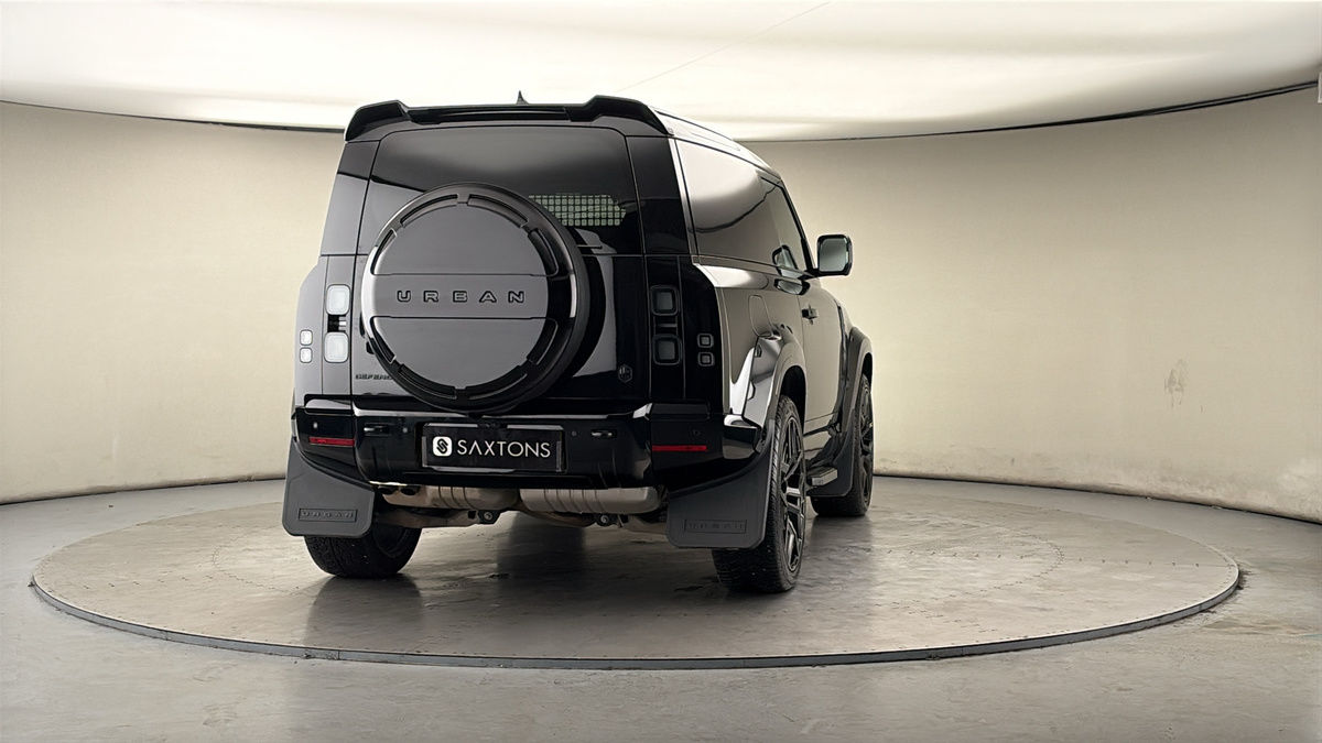 More views of Land Rover Defender 90