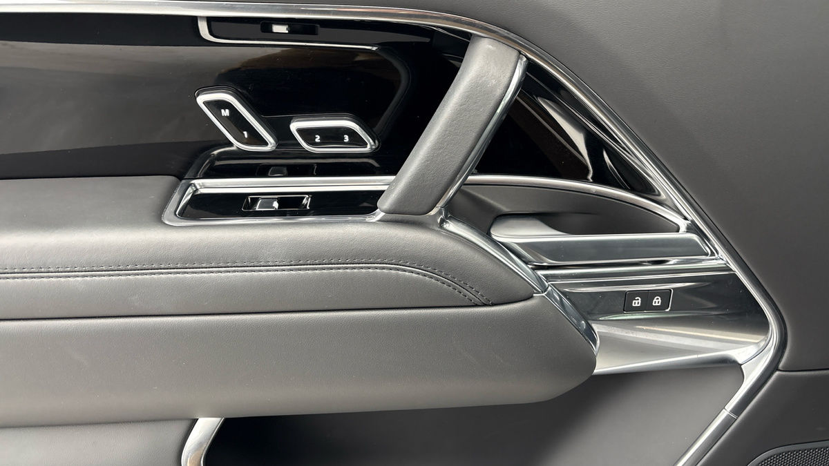 Land Rover Range Rover Image 19