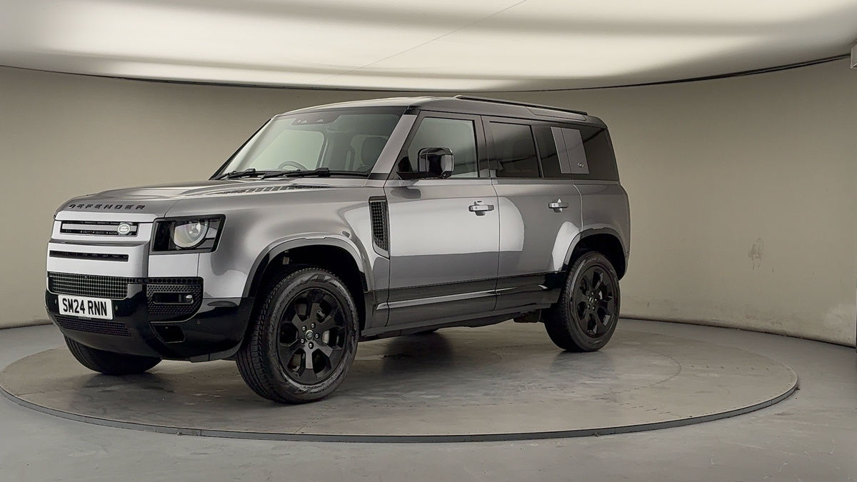 Land Rover Defender 110 Image 20