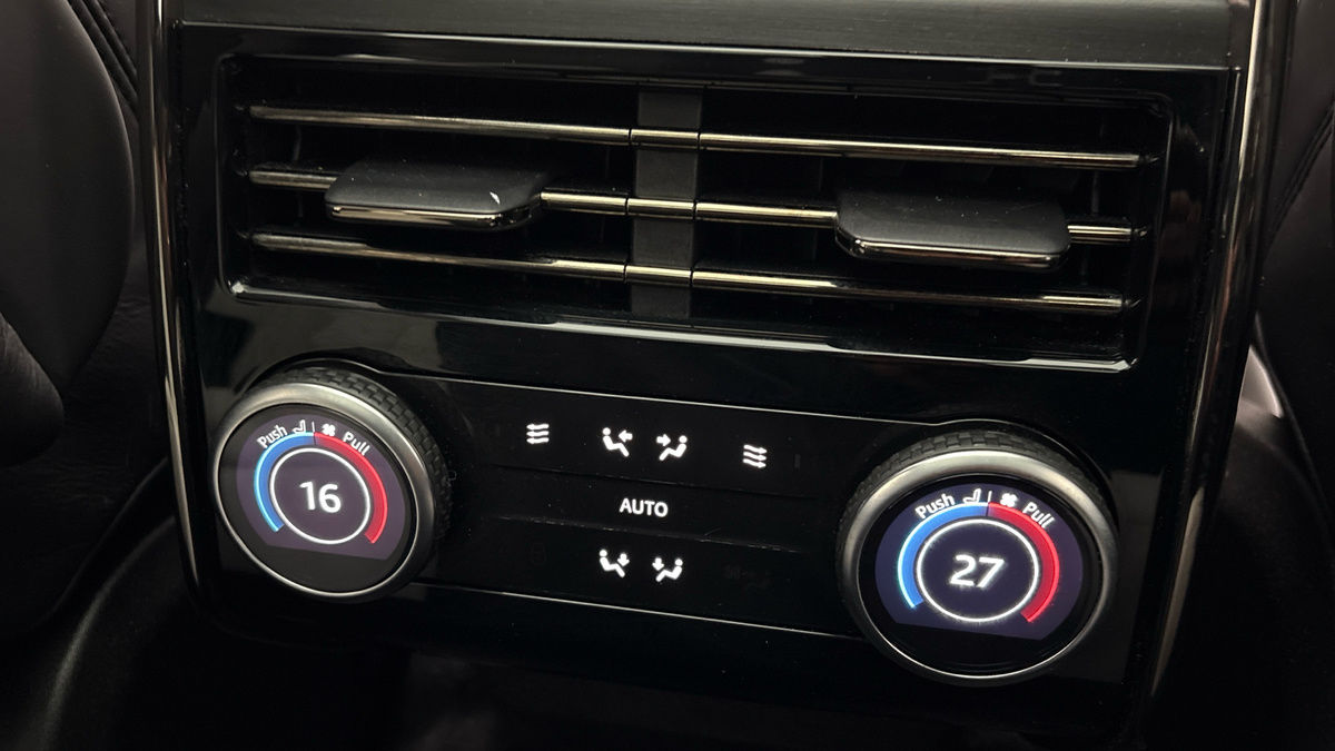 Land Rover Range Rover Sport Image 26