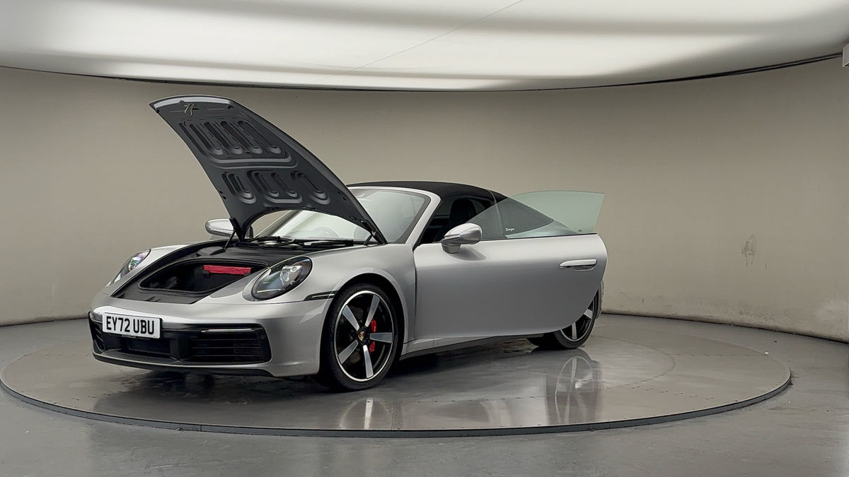 More views of Porsche 911