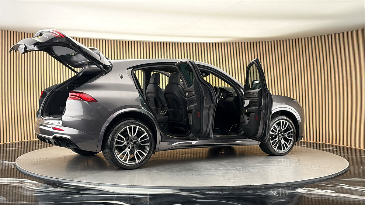 More views of Maserati Grecale