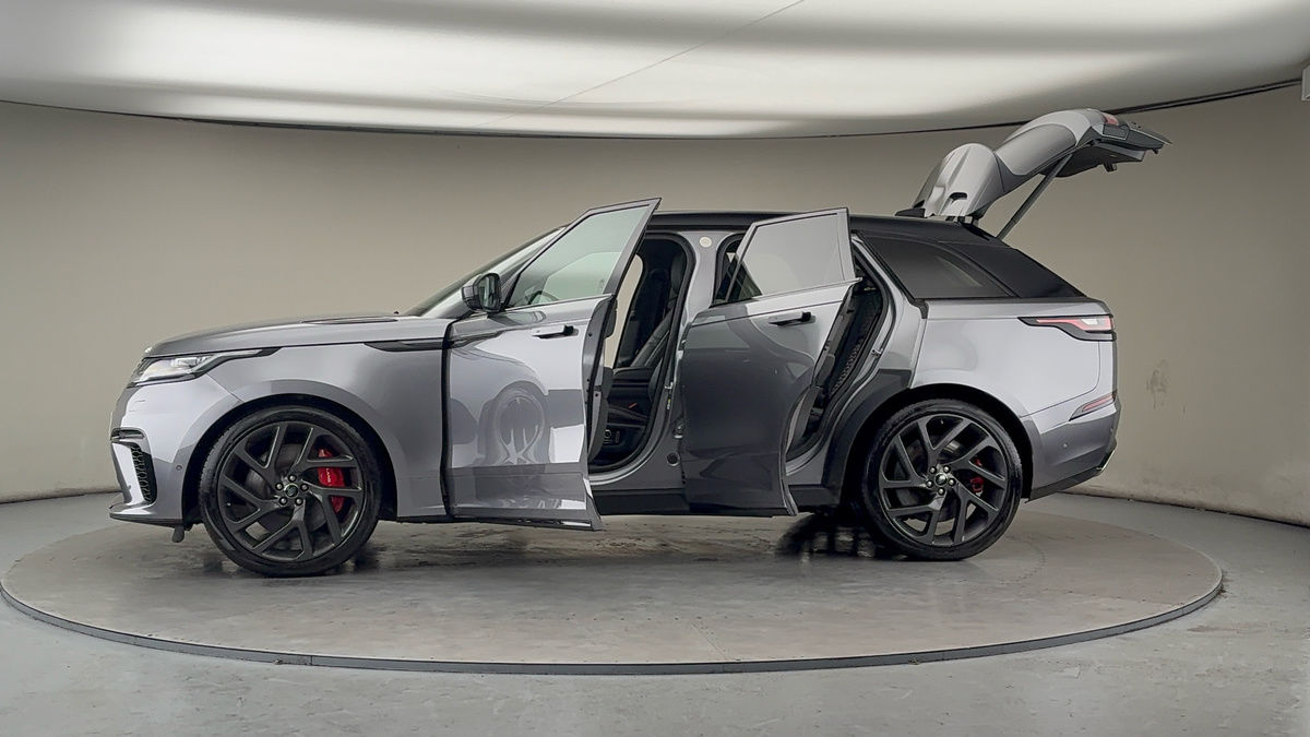 More views of Land Rover Range Rover Velar