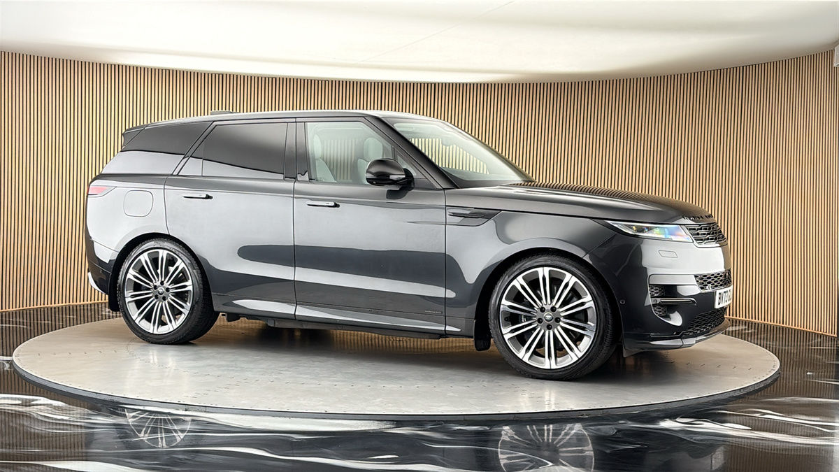 More views of Land Rover Range Rover Sport