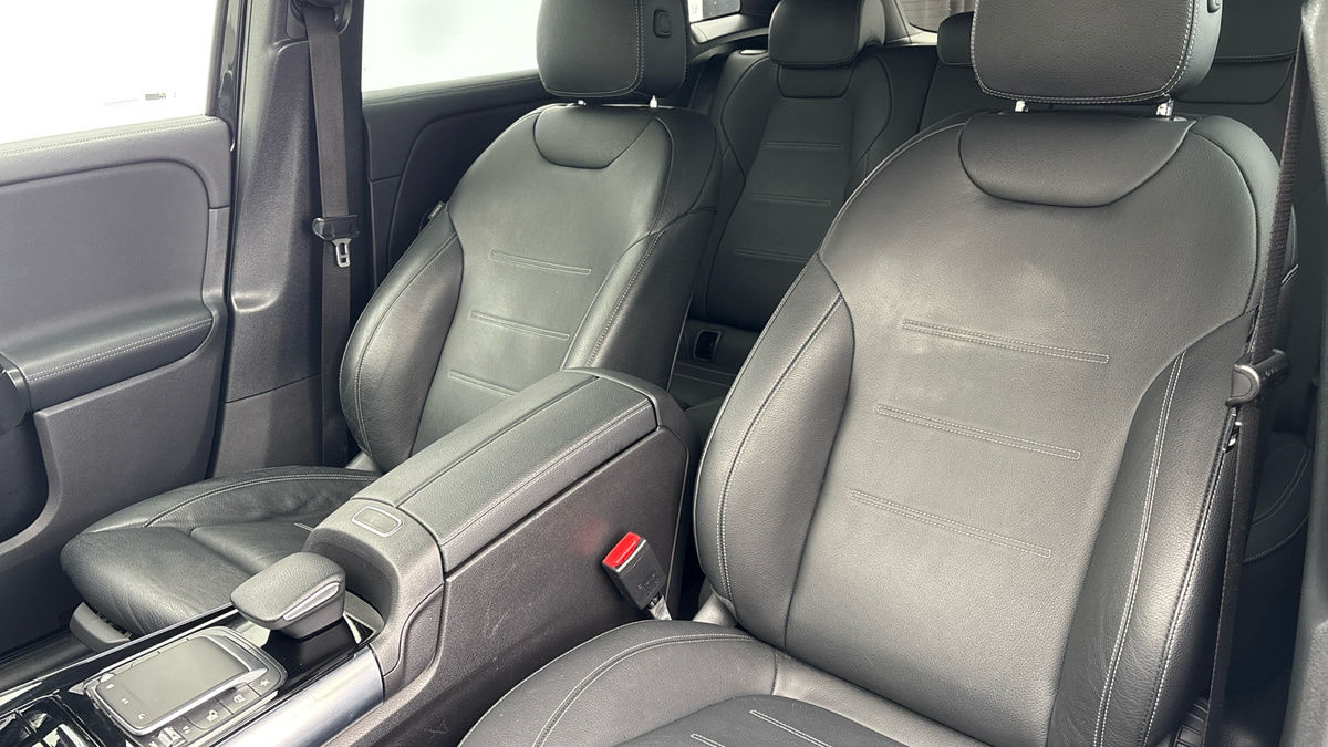 Mercedes-Benz GLA Image 7