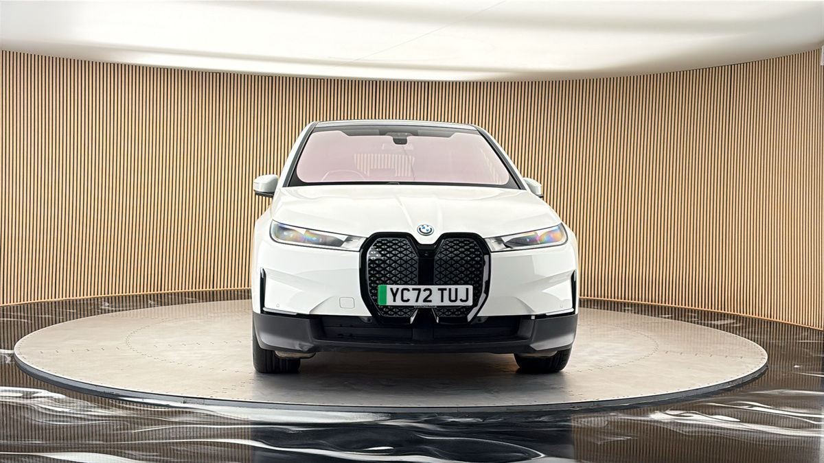 More views of BMW iX