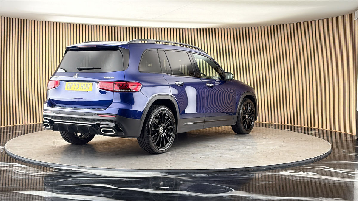 More views of Mercedes-Benz GLB
