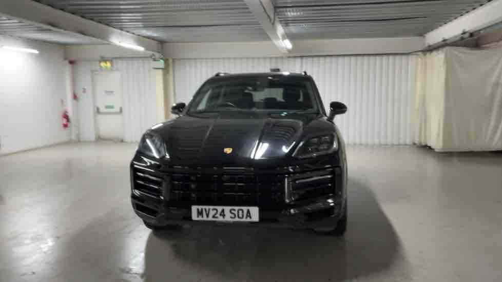 More views of Porsche Cayenne
