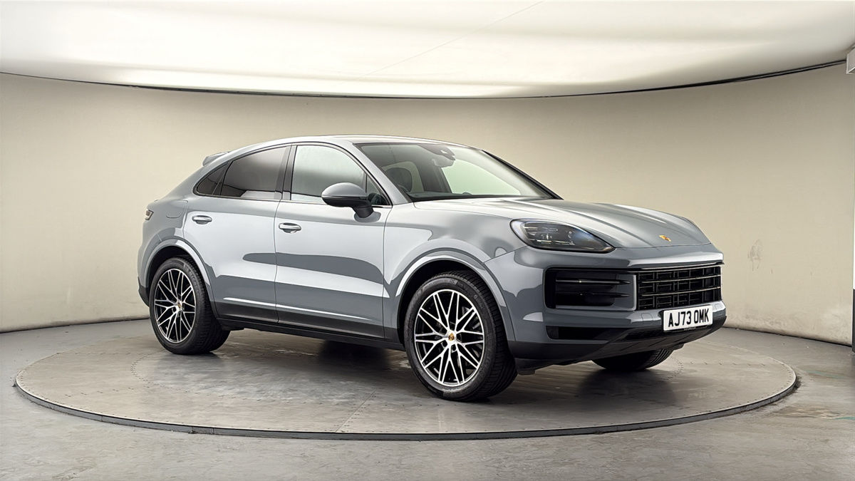 More views of Porsche Cayenne