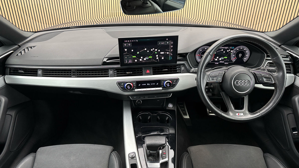 Audi A5 Image 12